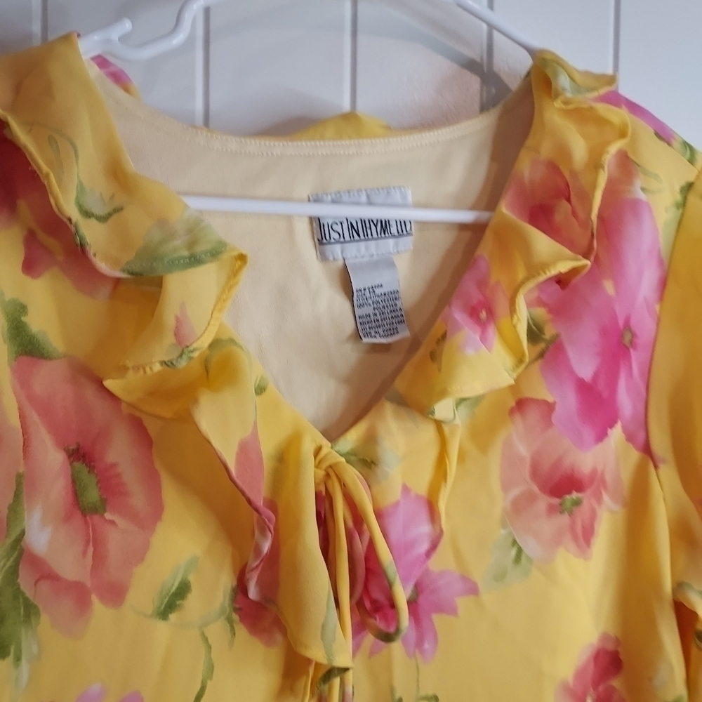 NEW Exaggerated Ruffle Pirate LS Top Blouse - Size 14 - Picture 5 of 10